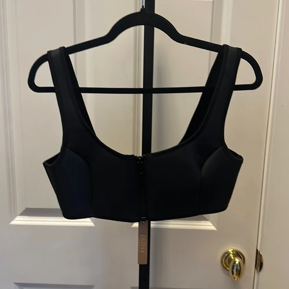 SKIMS RUBBERIZED SCUBA SWIM SCOOP NECK BIKINI TOP in Onyx NEW